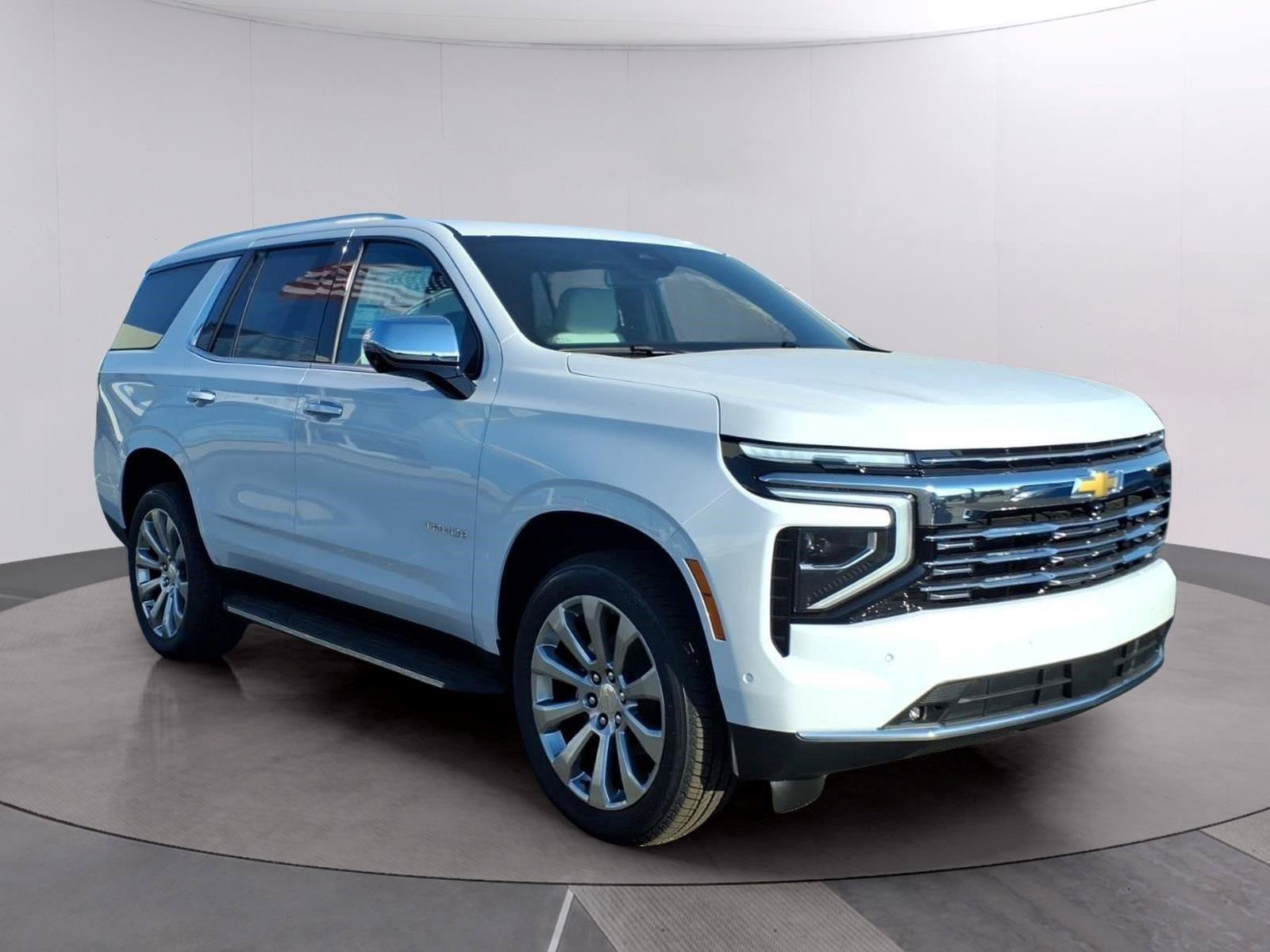New 2026 Chevrolet Tahoe Premier w/ Sun And Tow Package AWD/4WD image 7