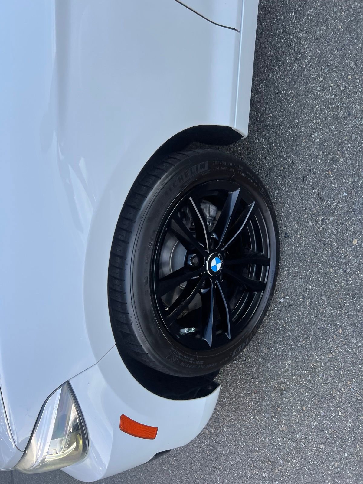 Used 2019 BMW 230i Coupe w/ Convenience Package RWD image 12