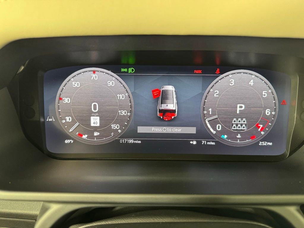 Used 2024 Land Rover Defender 130 S image 25