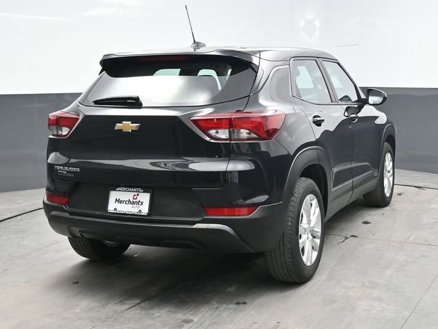 Used 2023 Chevrolet TrailBlazer LS FWD image 6