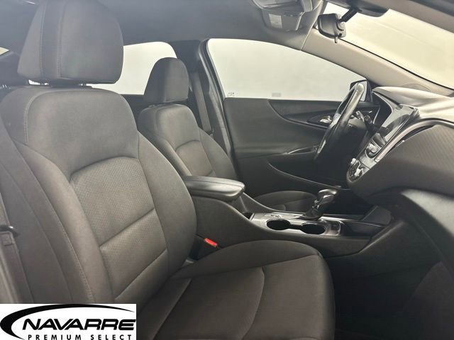Used 2023 Chevrolet Malibu LT w/ Redline Edition FWD image 17