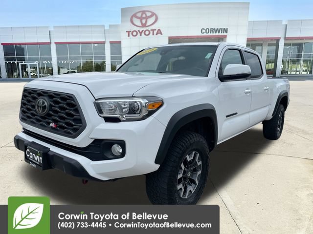 Used 2020 Toyota Tacoma TRD Off-Road w/ Blackout Package AWD/4WD image 7