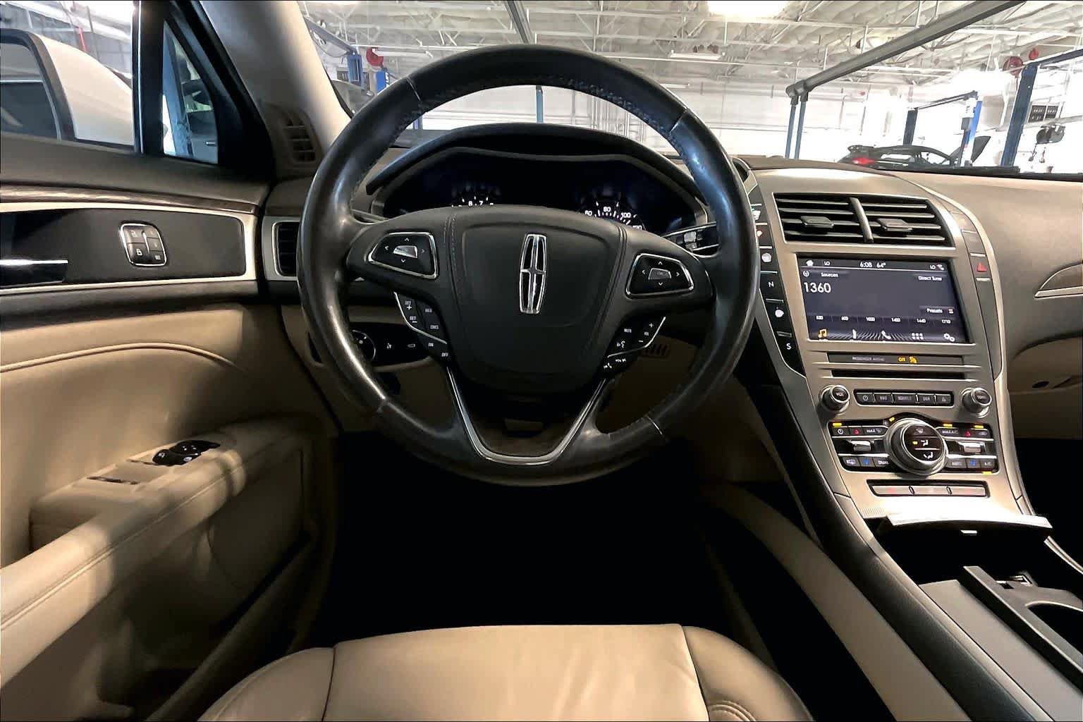 Used 2018 Lincoln MKZ Select w/ Climate Package image 5