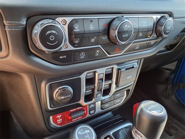 Used 2024 Jeep Gladiator Rubicon w/ Technology Group image 22