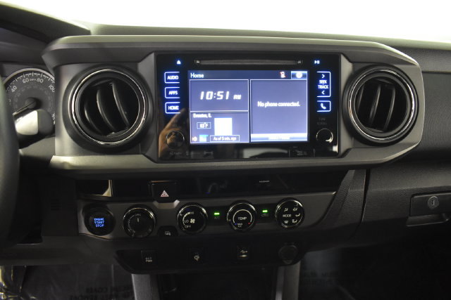 Used 2017 Toyota Tacoma TRD Sport w/ Tow Package (A/T) AWD/4WD image 18