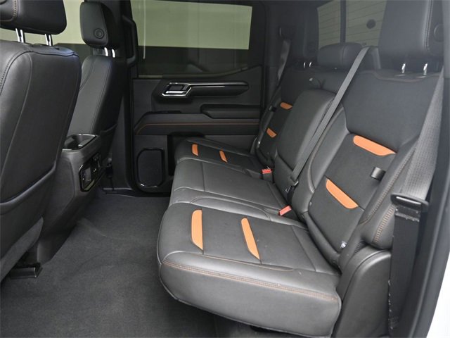 Used 2024 GMC Sierra 1500 AT4 w/ Technology Package image 11