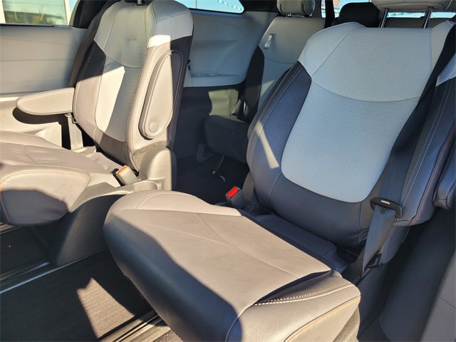Used 2024 Toyota Sienna XSE image 15