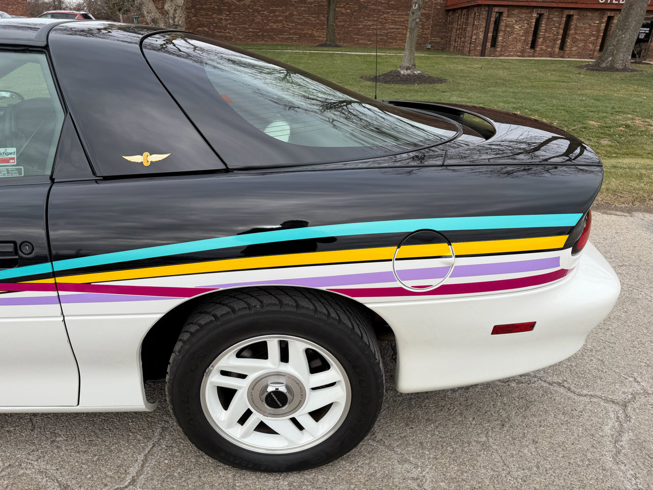 Used 1993 Chevrolet Camaro Z28 image 17