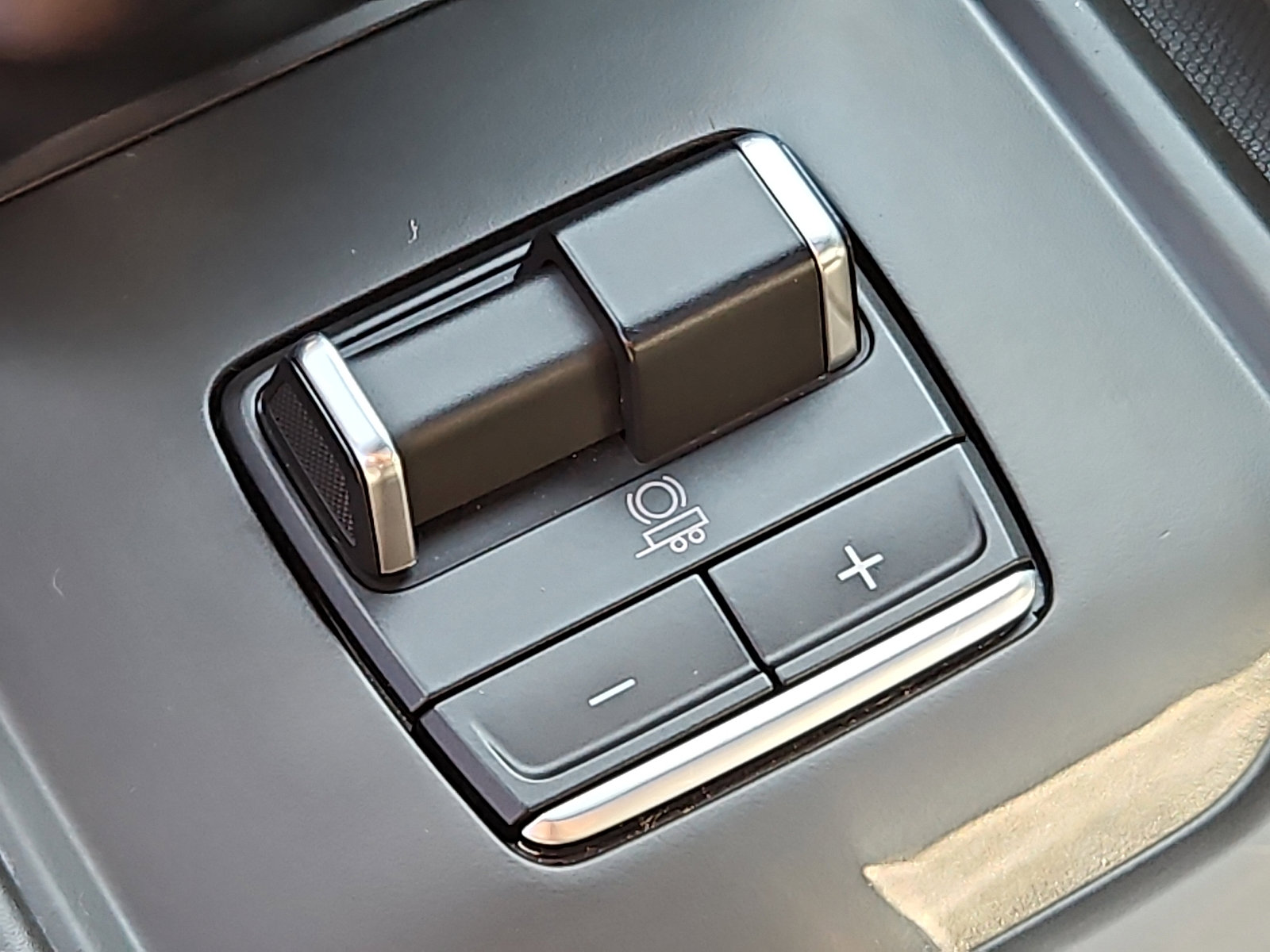 Used 2022 GMC Sierra 1500 AT4X image 25