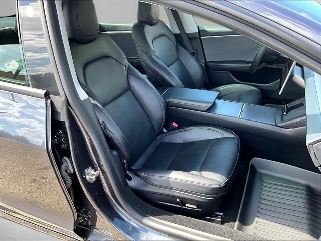 Used 2024 Tesla Model 3 Long Range RWD image 9