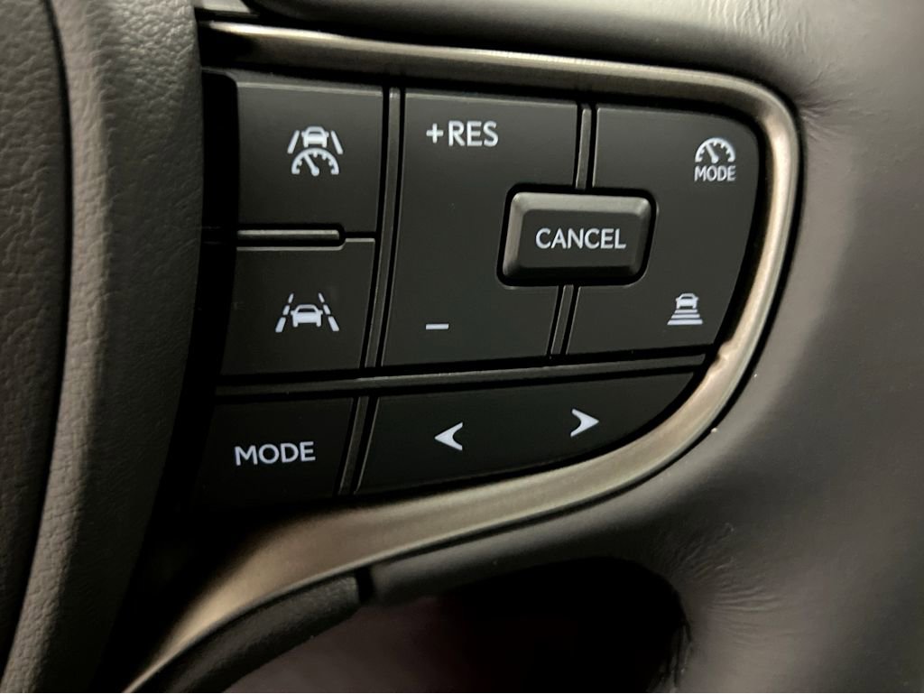 New 2026 Lexus UX 300h AWD image 13