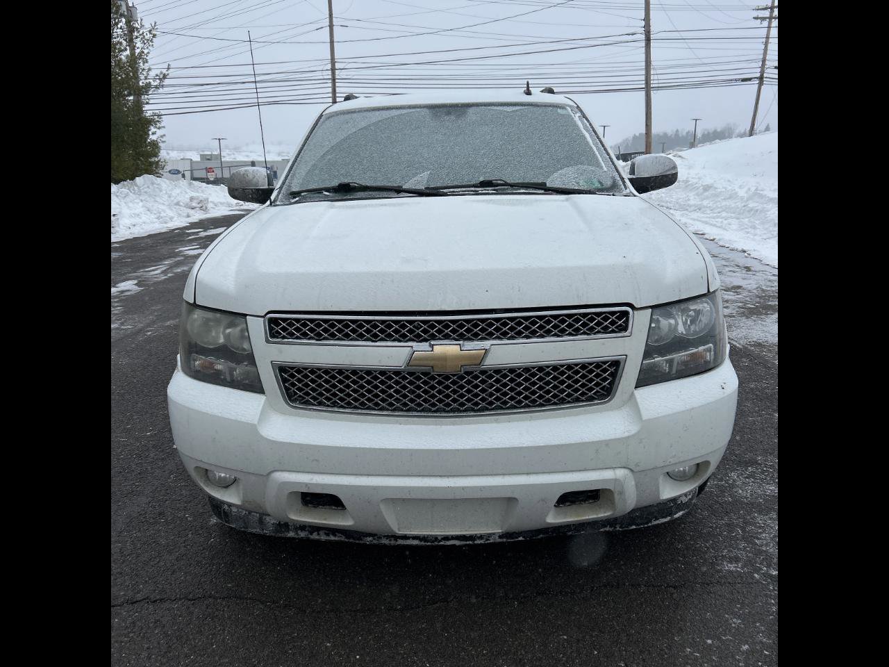 Used 2010 Chevrolet Avalanche LTZ image 1