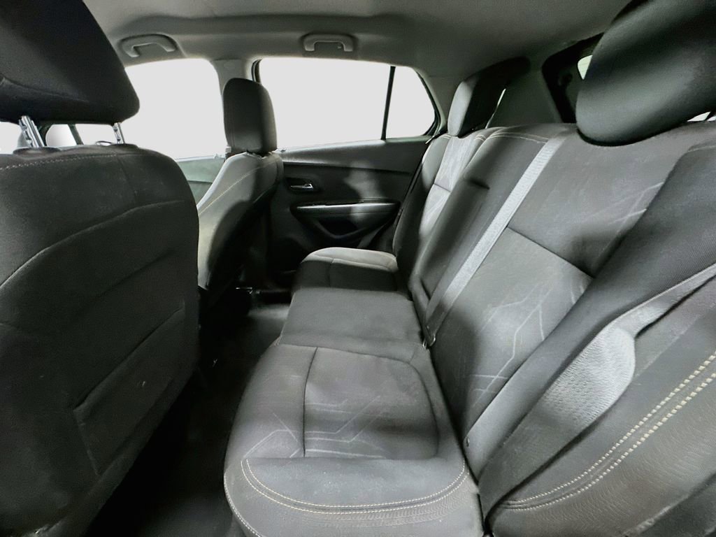 Used 2019 Chevrolet Trax LT FWD image 23