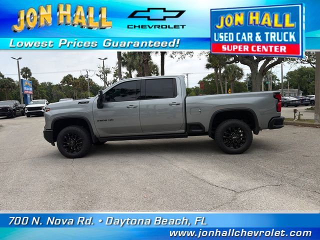 Used 2025 Chevrolet Silverado 2500 LTZ w/ LTZ Plus Package AWD/4WD image 5