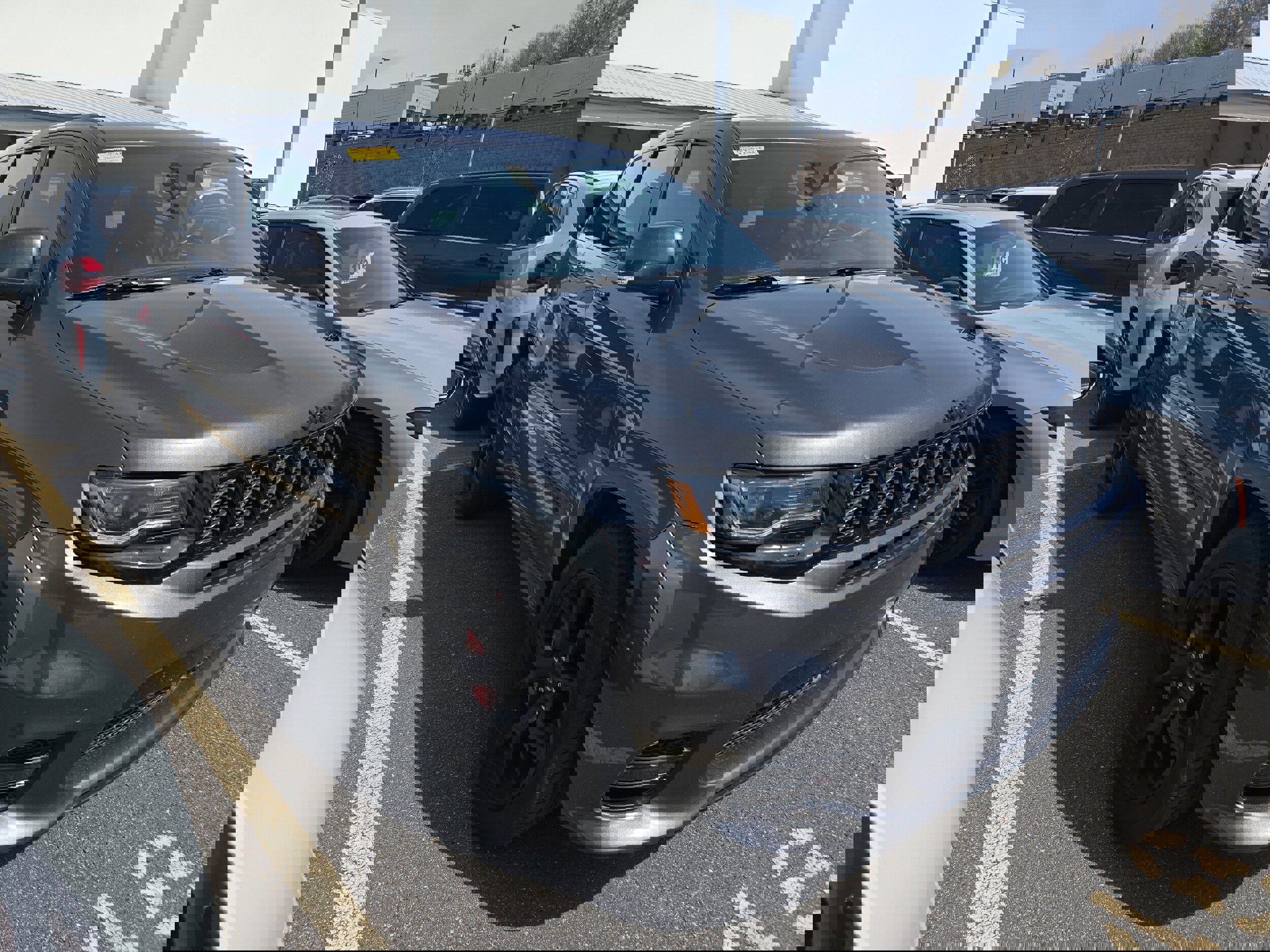 Used 2021 Jeep Grand Cherokee SRT image 1