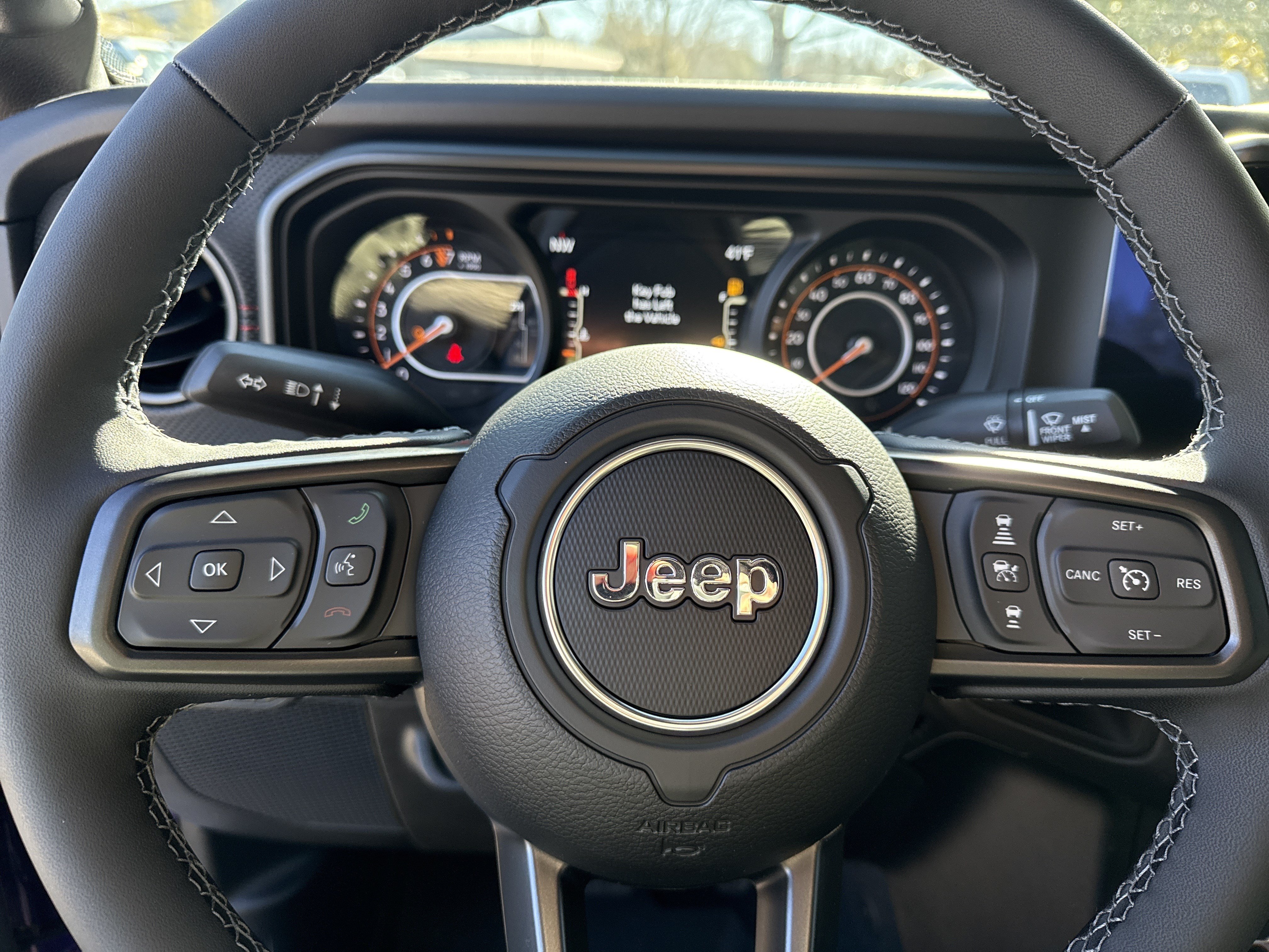 New 2026 Jeep Gladiator Rubicon AWD/4WD image 25