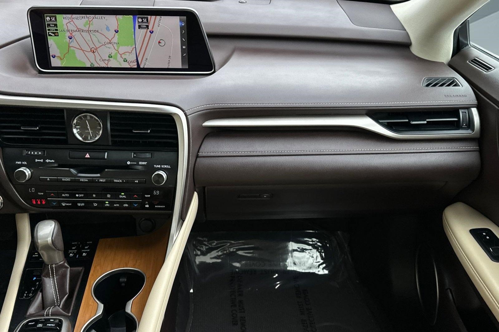 Used 2019 Lexus RX 450h AWD w/ Navigation Package image 29
