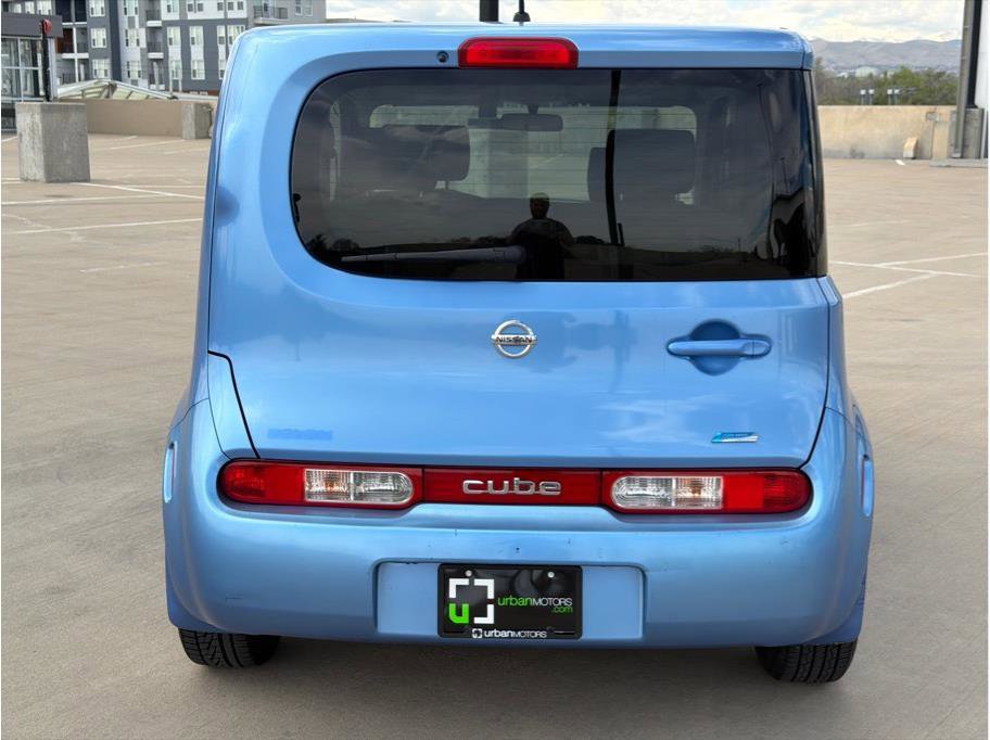 Used 2013 Nissan Cube 1.8 S w/ Interior Illumination Pkg image 7