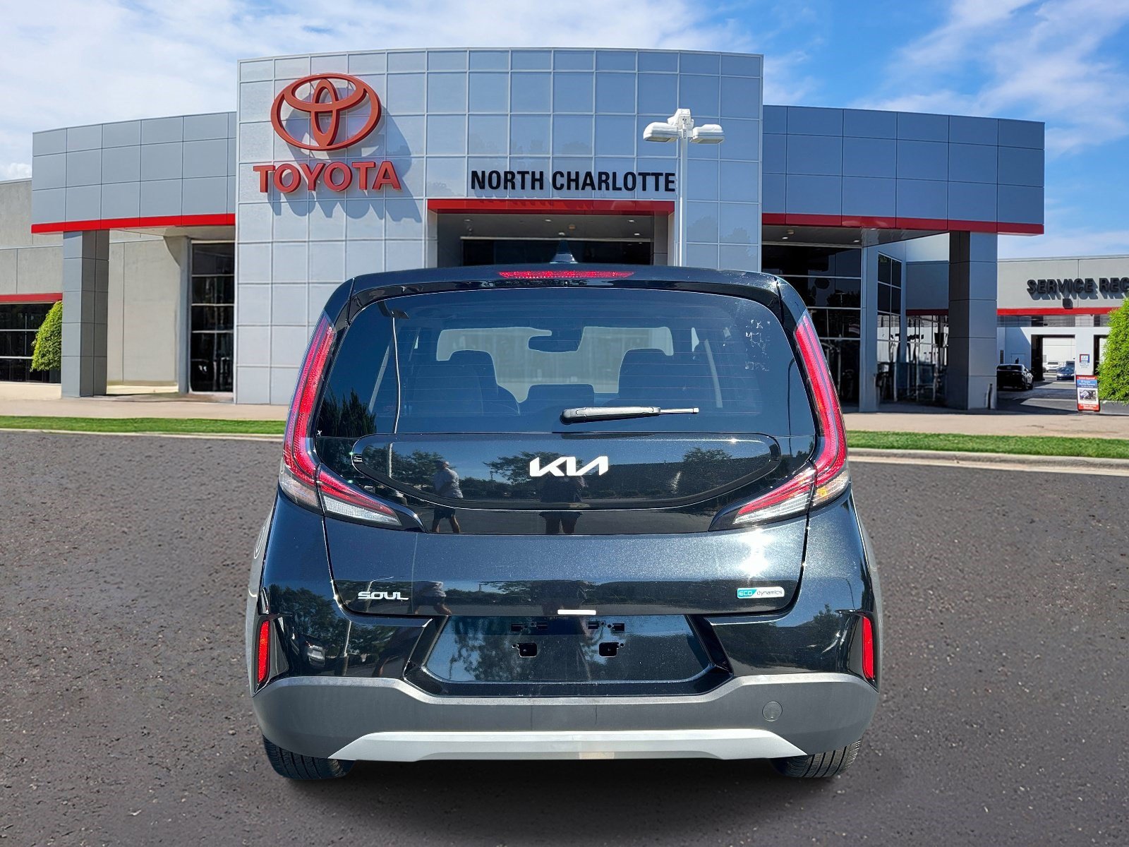 Used 2024 Kia Soul EX FWD image 5
