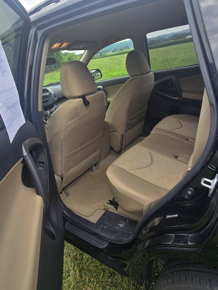 Used 2009 Toyota RAV4 4WD image 7