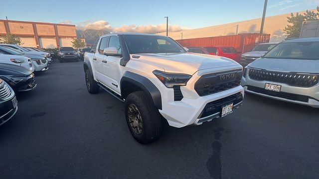 Used 2024 Toyota Tacoma 4x4 Double Cab Hybrid image 7