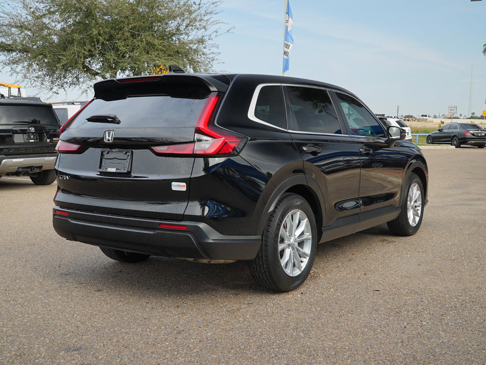 Used 2024 Honda CR-V EX image 5