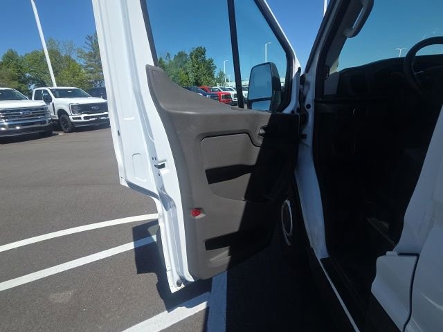 Used 2022 Ford Transit 250 Medium Roof RWD image 20