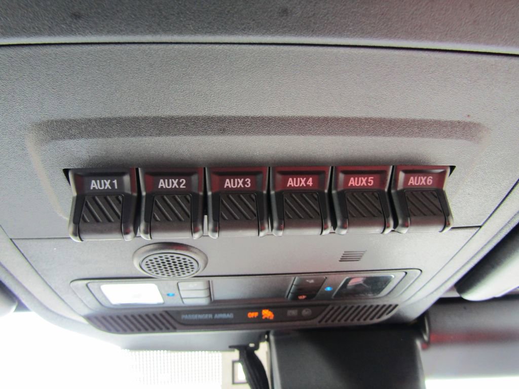 Used 2025 Ford Bronco Badlands AWD/4WD image 38