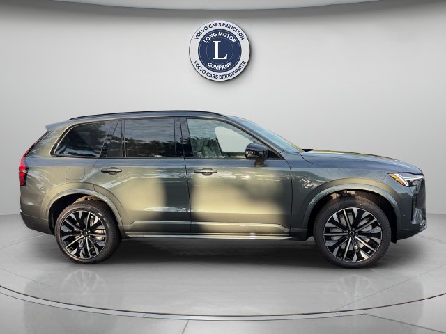 New 2027 Volvo XC90 T8 Ultra AWD/4WD image 9
