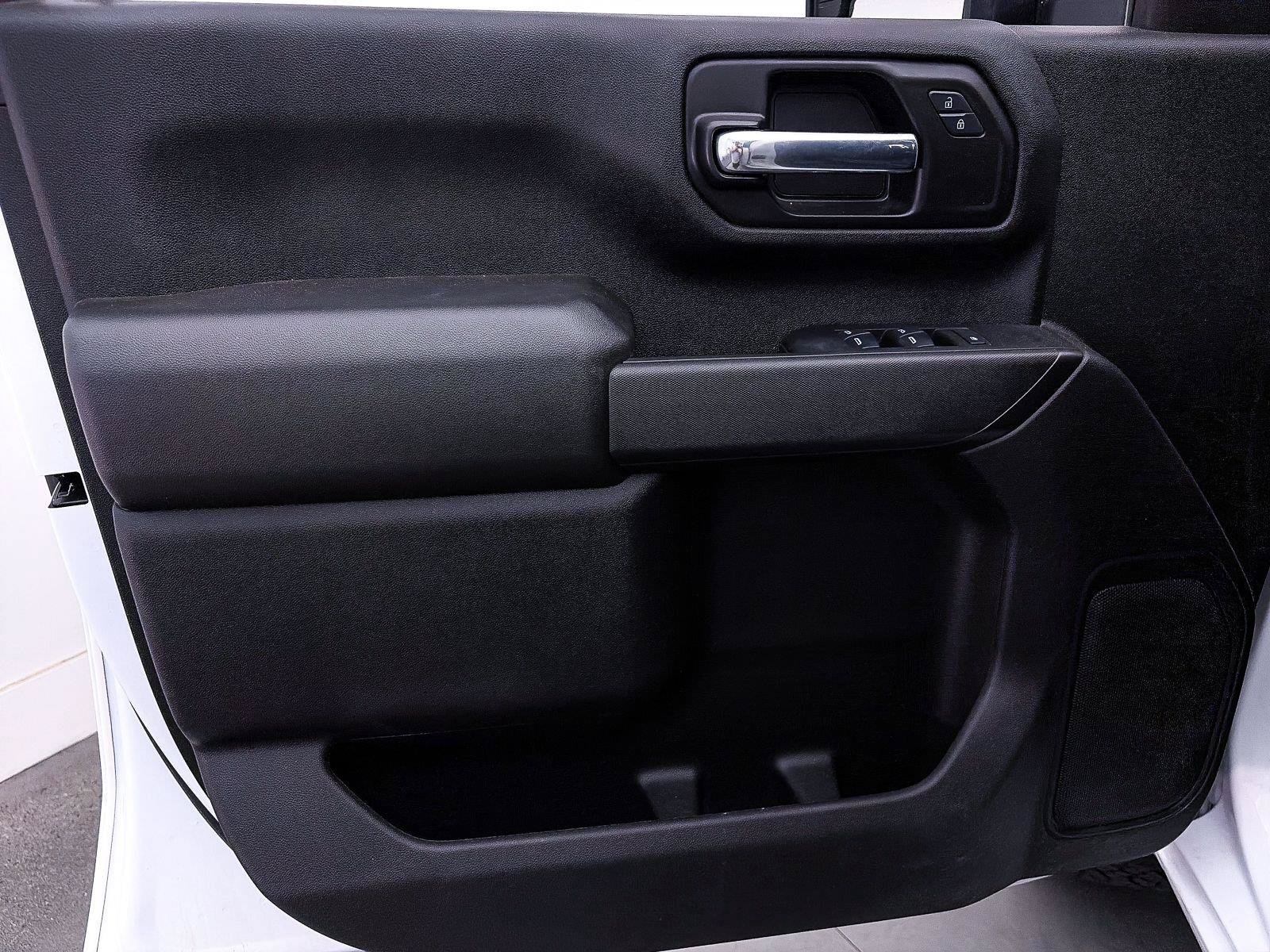 Used 2025 GMC Sierra 2500 Pro RWD image 14