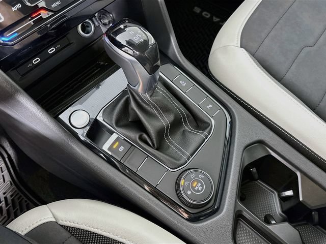 New 2026 Volkswagen Taos SE AWD/4WD image 17