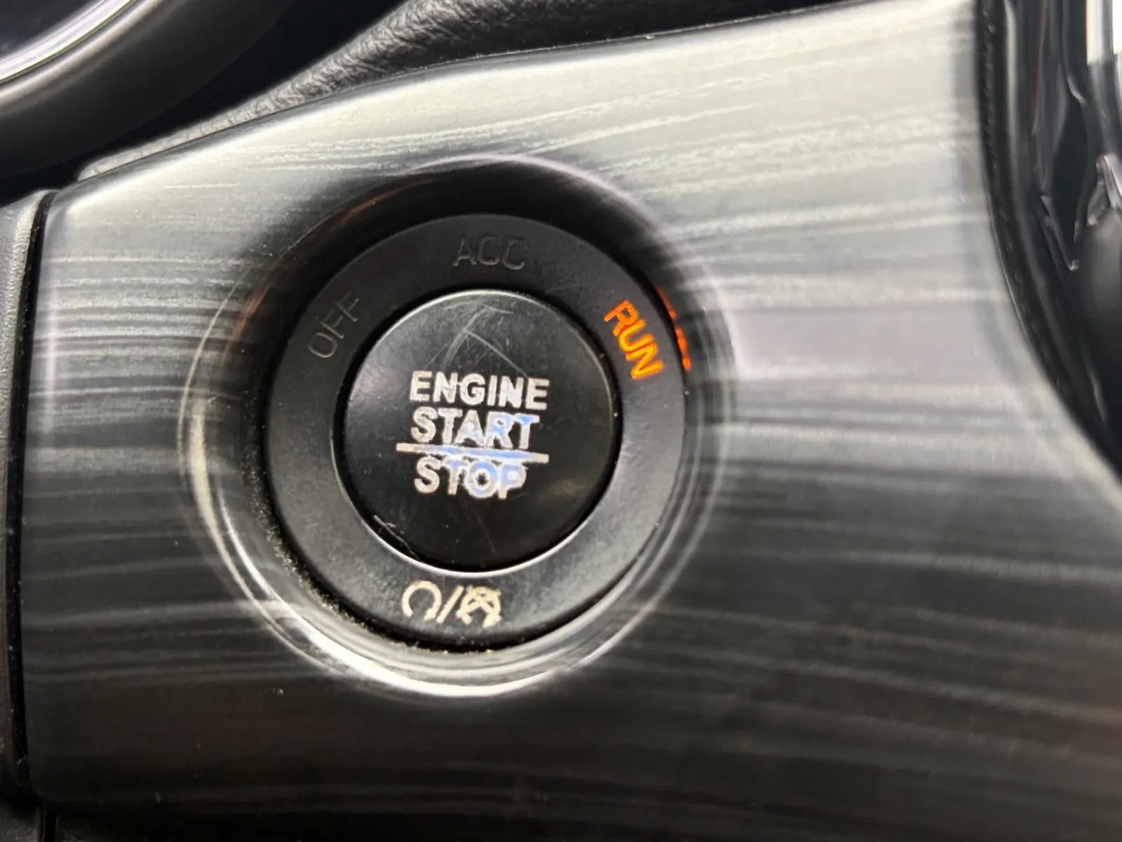 Used 2019 Jeep Grand Cherokee Altitude AWD/4WD image 26