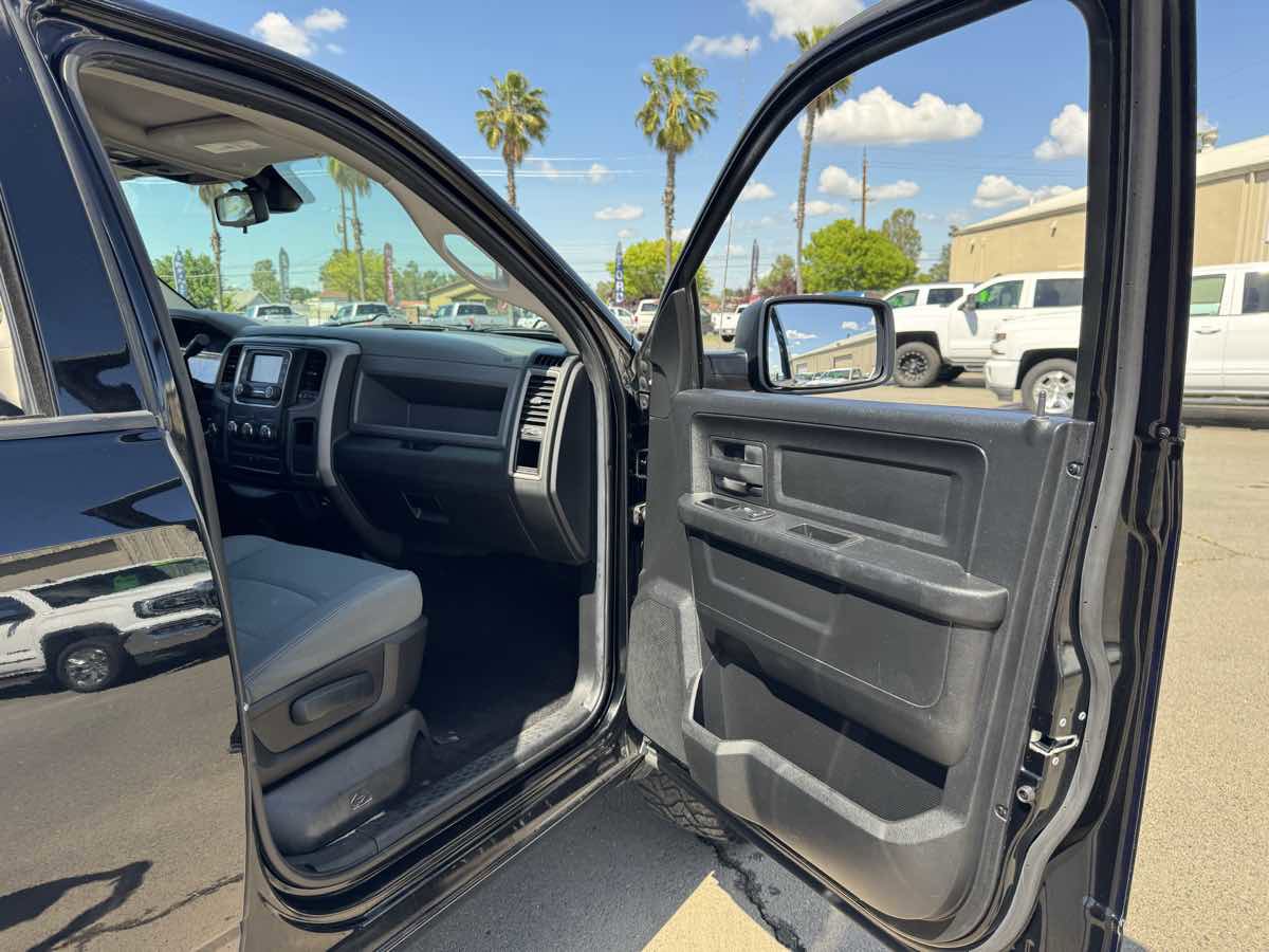 Used 2014 RAM 1500 Express w/ Black Ram 1500 Express Group AWD/4WD image 14