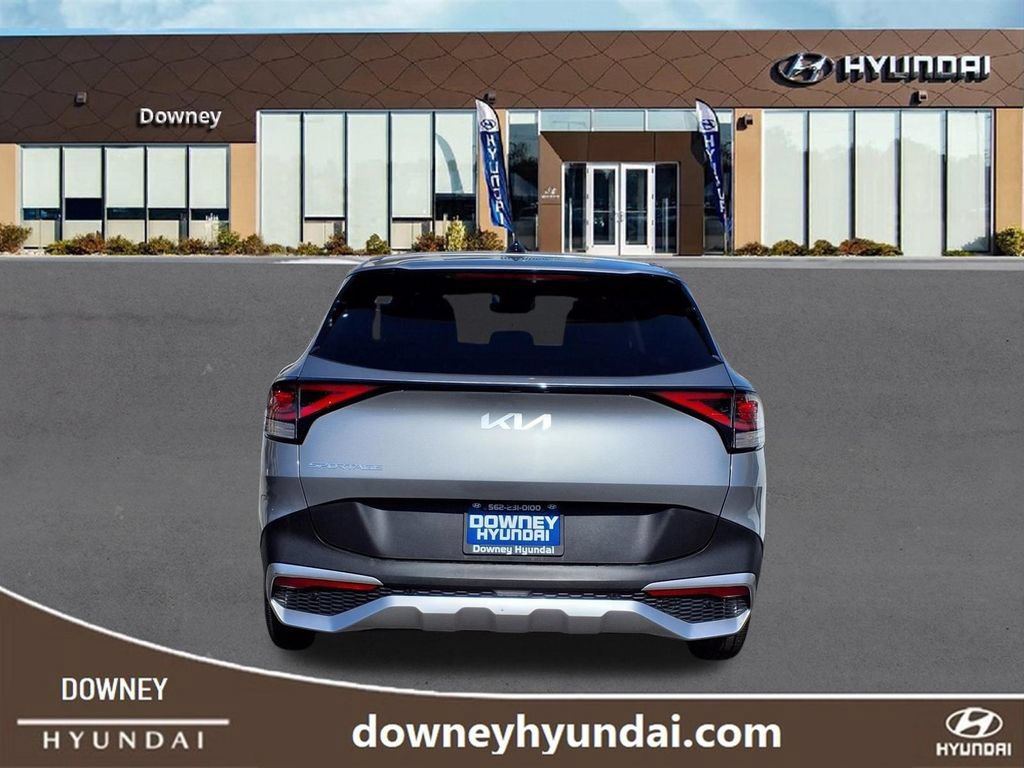 Used 2025 Kia Sportage LX FWD image 5