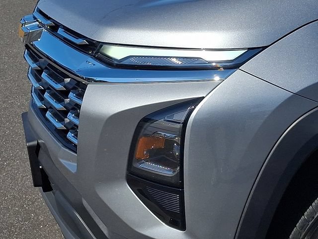 Used 2025 Chevrolet Equinox LT FWD image 29