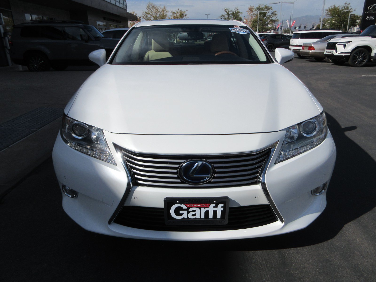 Used 2013 Lexus ES 300h w/ Luxury Pkg FWD image 14
