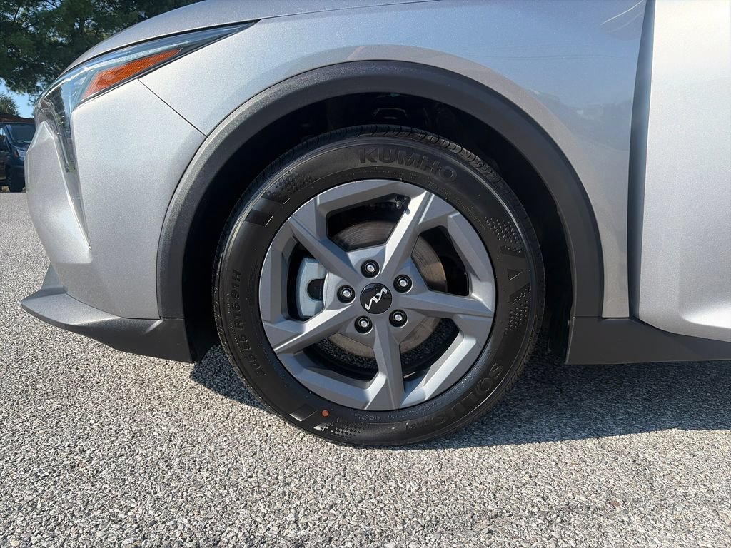 Used 2026 Kia K4 FWD image 40