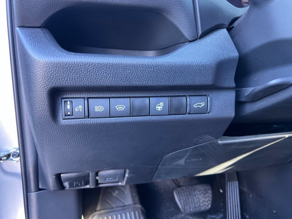 Used 2024 Toyota RAV4 XLE w/ Convenience Package AWD/4WD image 16