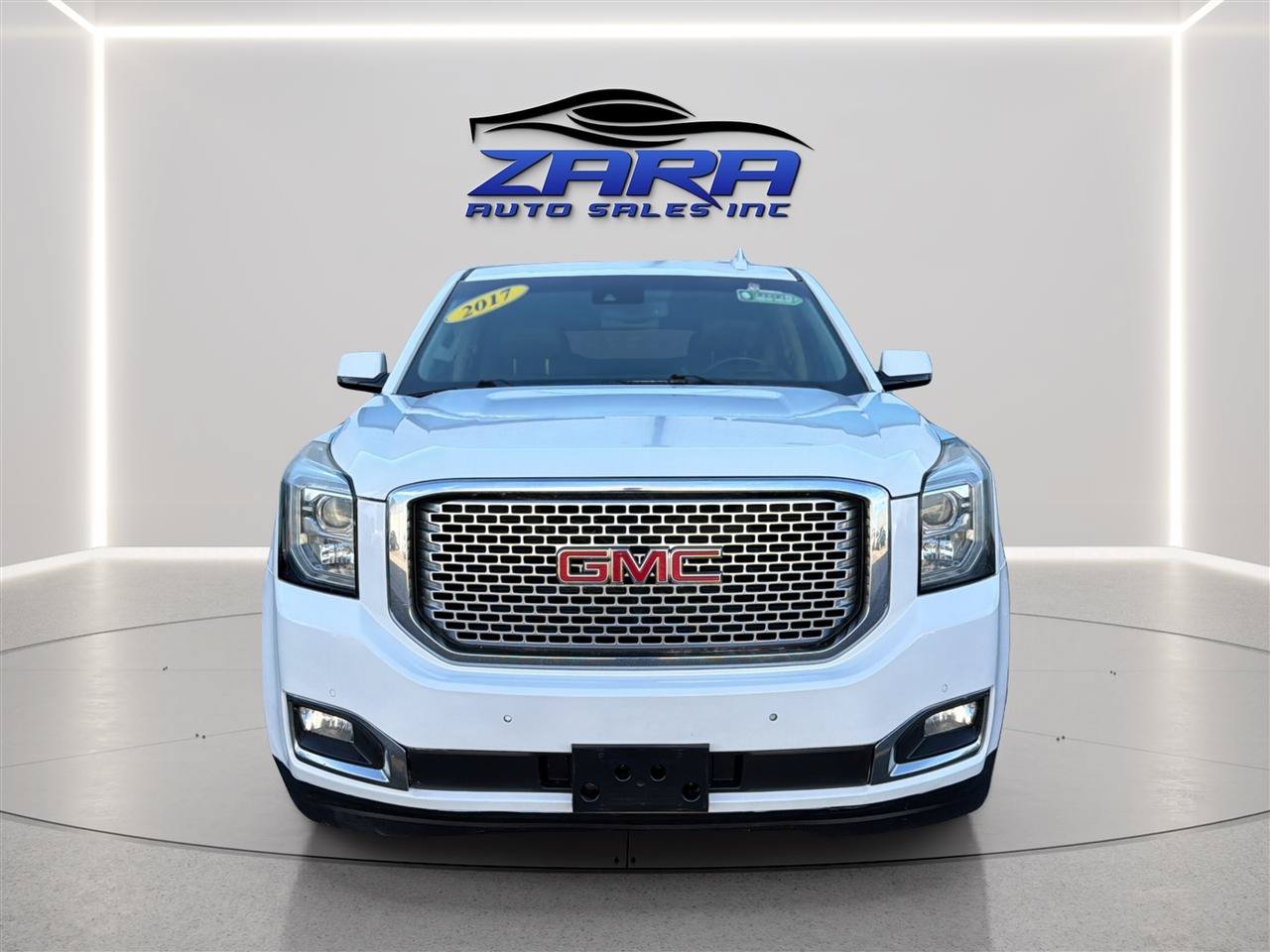 Used 2017 GMC Yukon XL Denali w/ Open Road Package AWD/4WD image 2