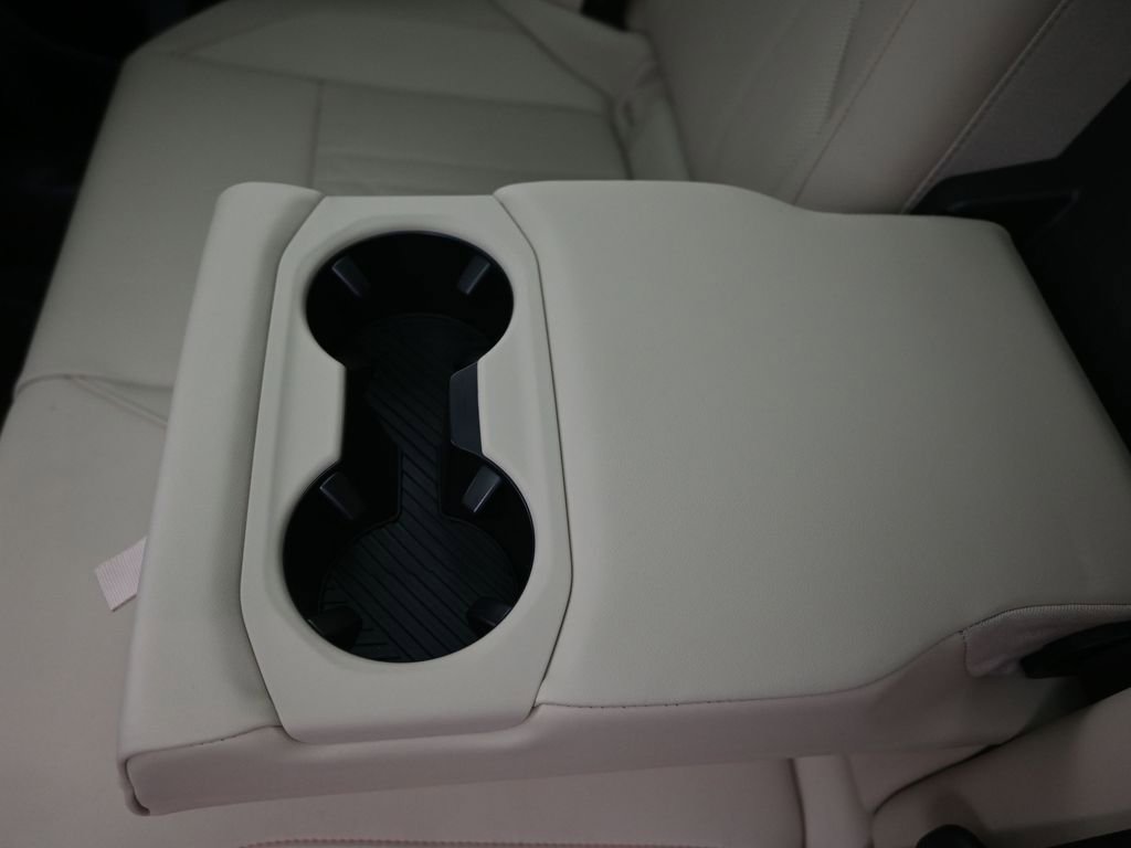 Certified 2025 BMW X3 xDrive30i w/ Convenience Package image 17