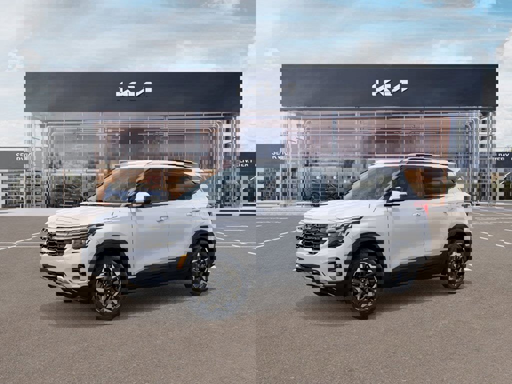 New 2026 Kia Seltos S image 3