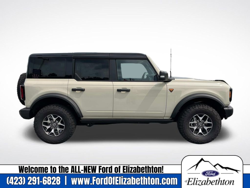 New 2025 Ford Bronco Badlands video 2