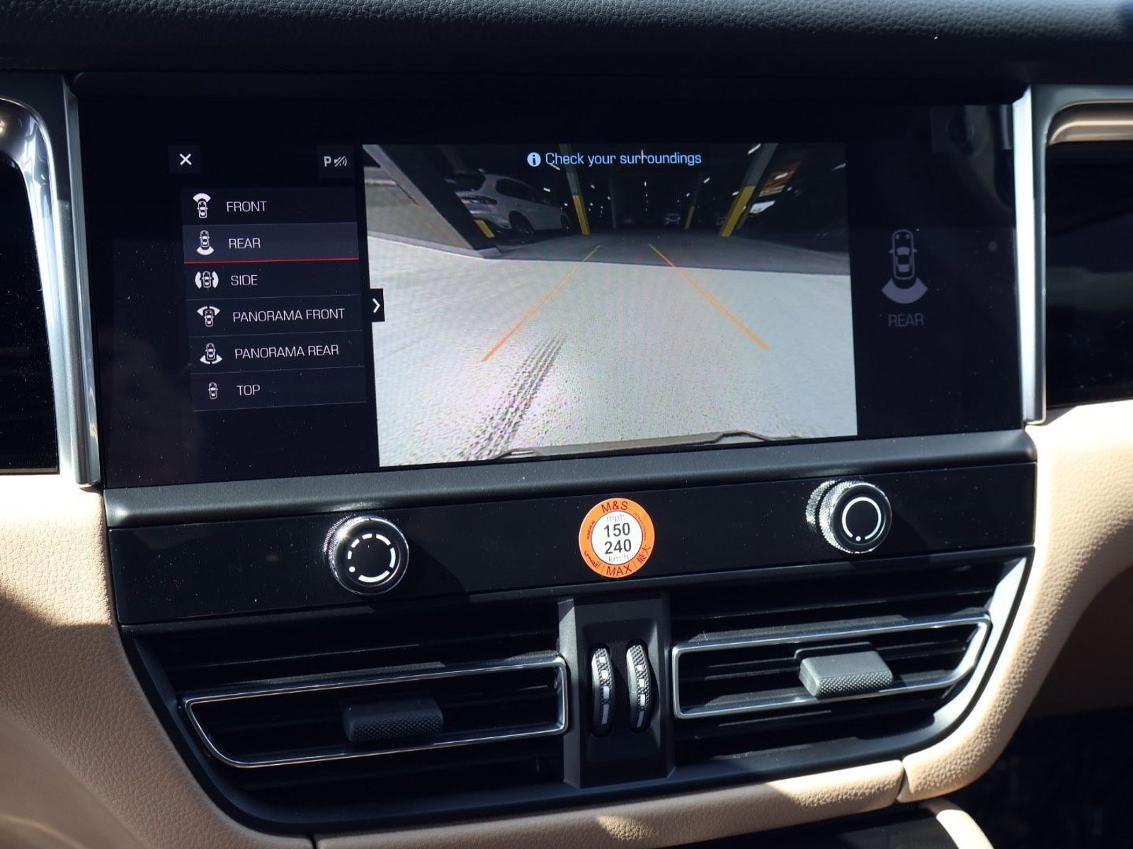 New 2026 Porsche Macan image 18