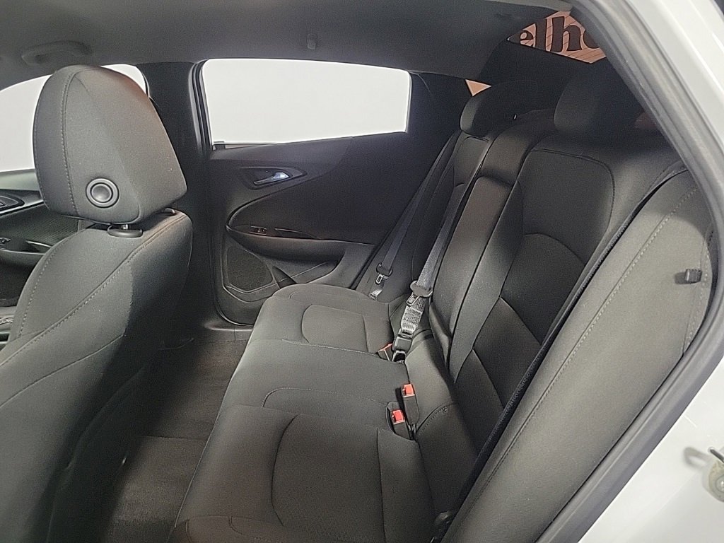 Used 2017 Chevrolet Malibu LT w/ Driver Confidence Package image 12