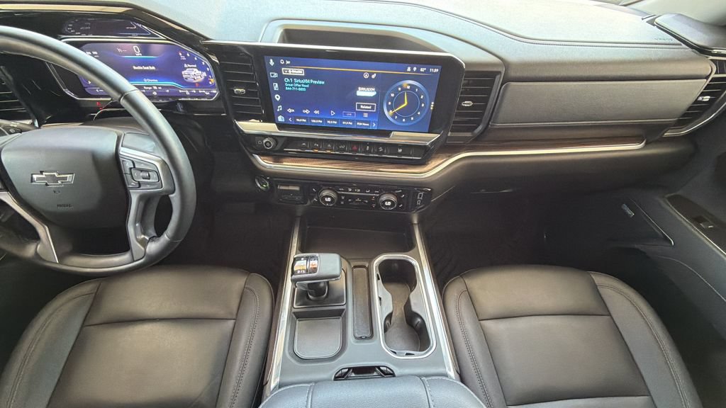 Used 2025 Chevrolet Silverado 1500 RST AWD/4WD image 8