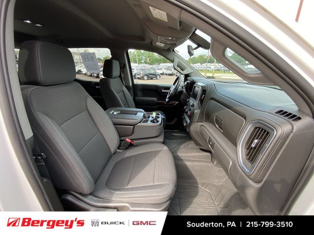 Used 2021 Chevrolet Silverado 1500 LT AWD/4WD image 32
