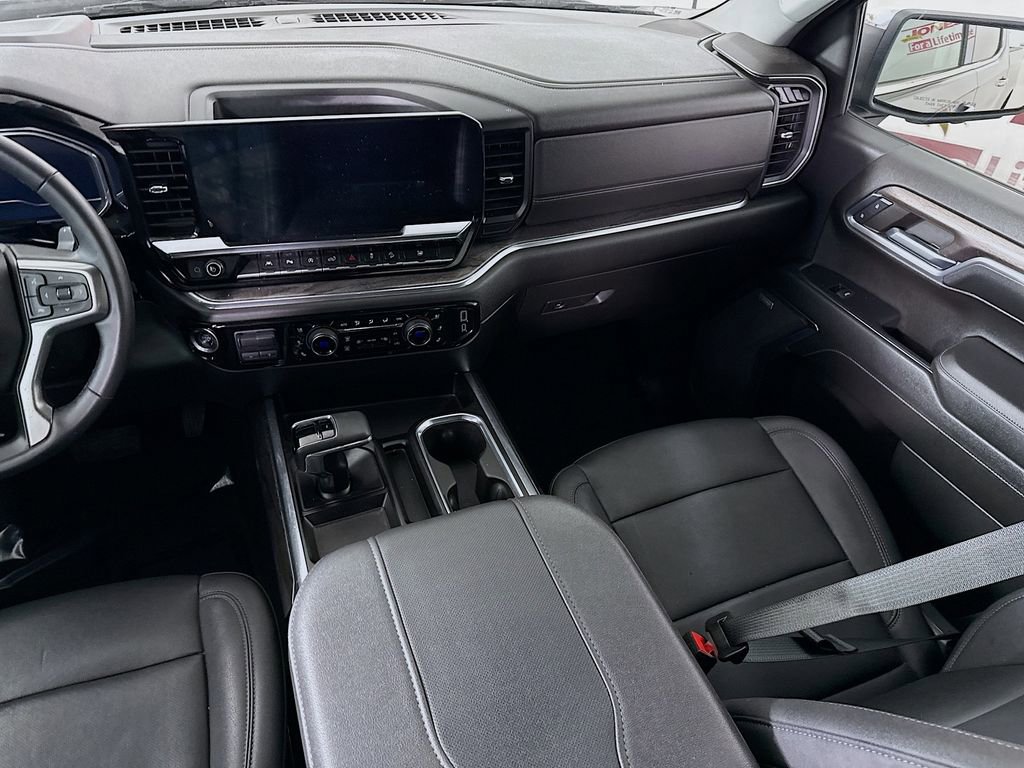 Used 2024 Chevrolet Silverado 1500 LTZ w/ LTZ Convenience Package II image 27
