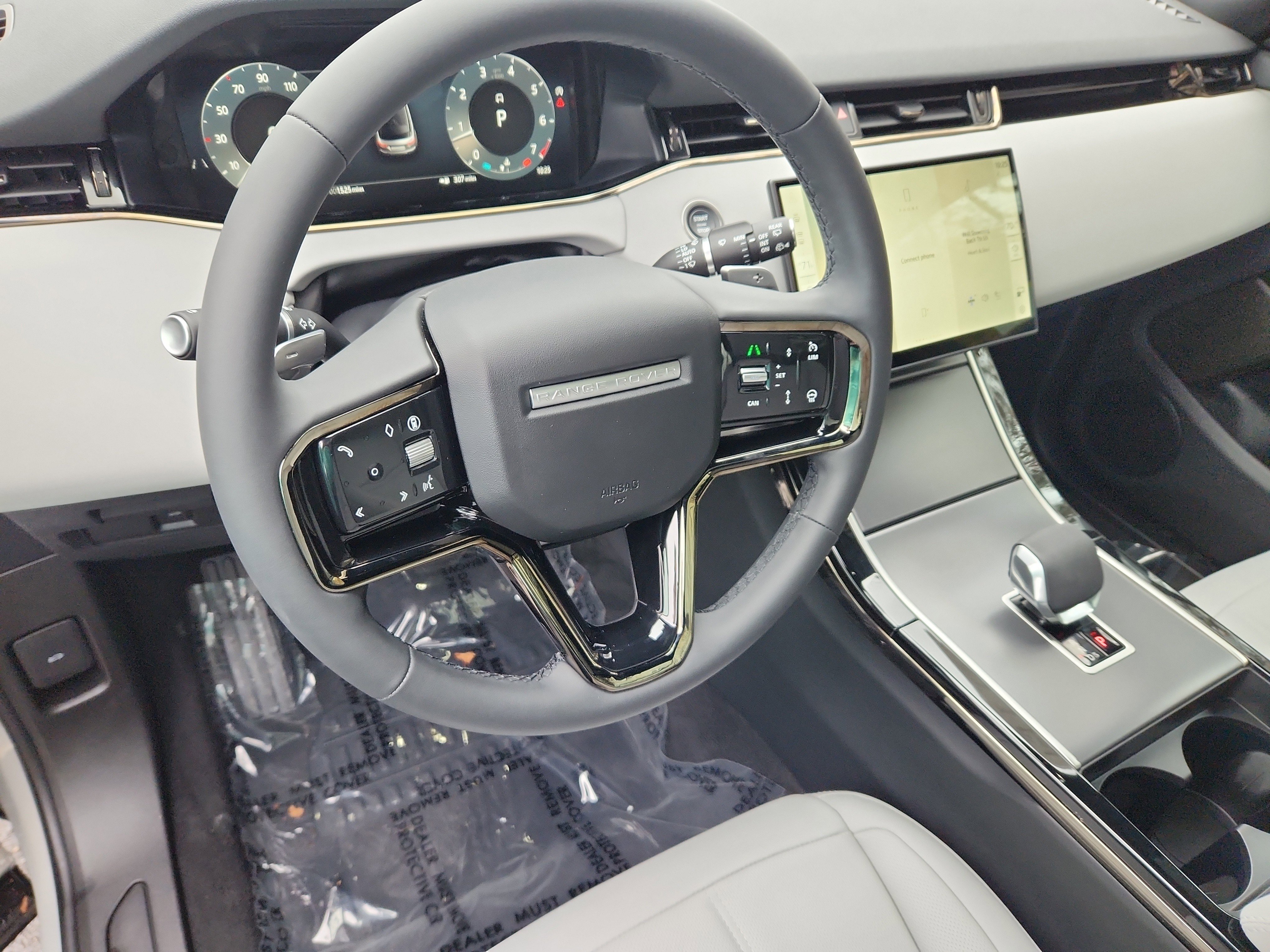 Certified 2026 Land Rover Range Rover Evoque S image 15