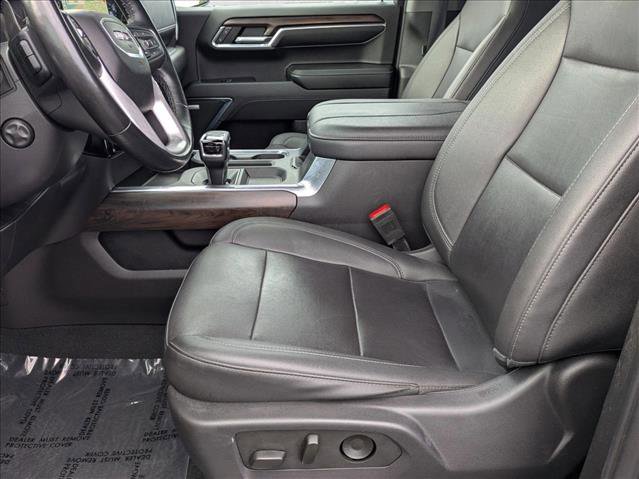 Used 2023 GMC Sierra 1500 SLT w/ SLT Premium Package AWD/4WD image 16