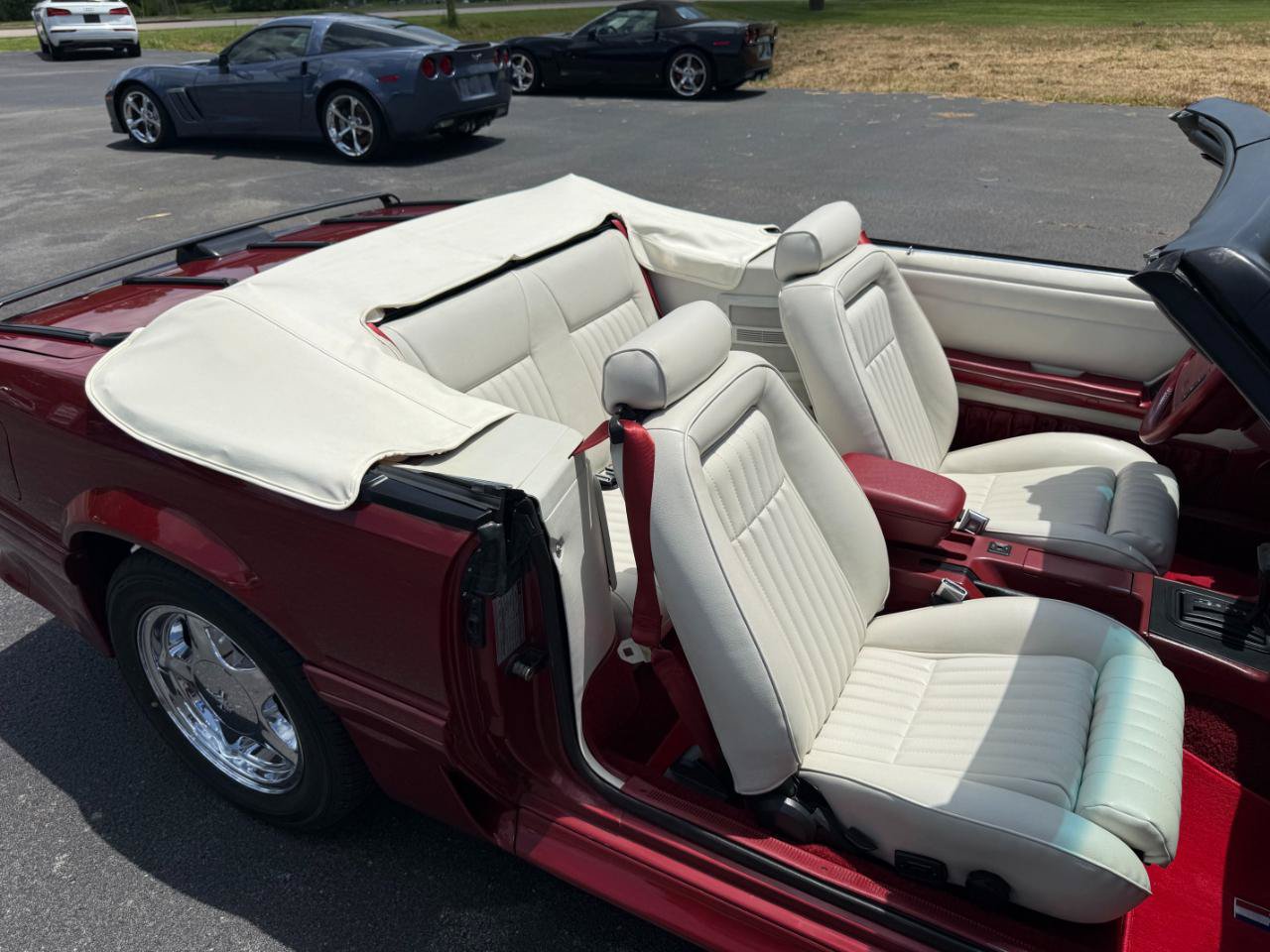 Used 1992 Ford Mustang GT RWD image 20